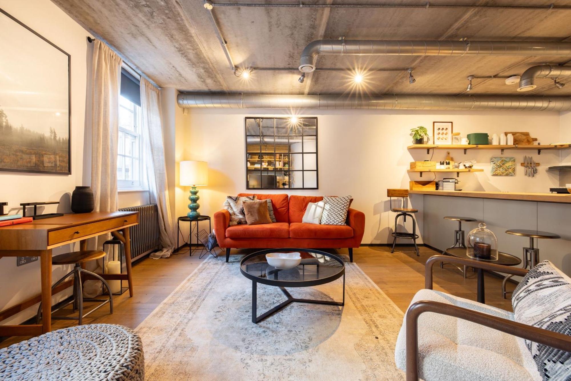 South Bank Loft - Industrial-chic Near Tate Modern, Borough Market, River Thames *