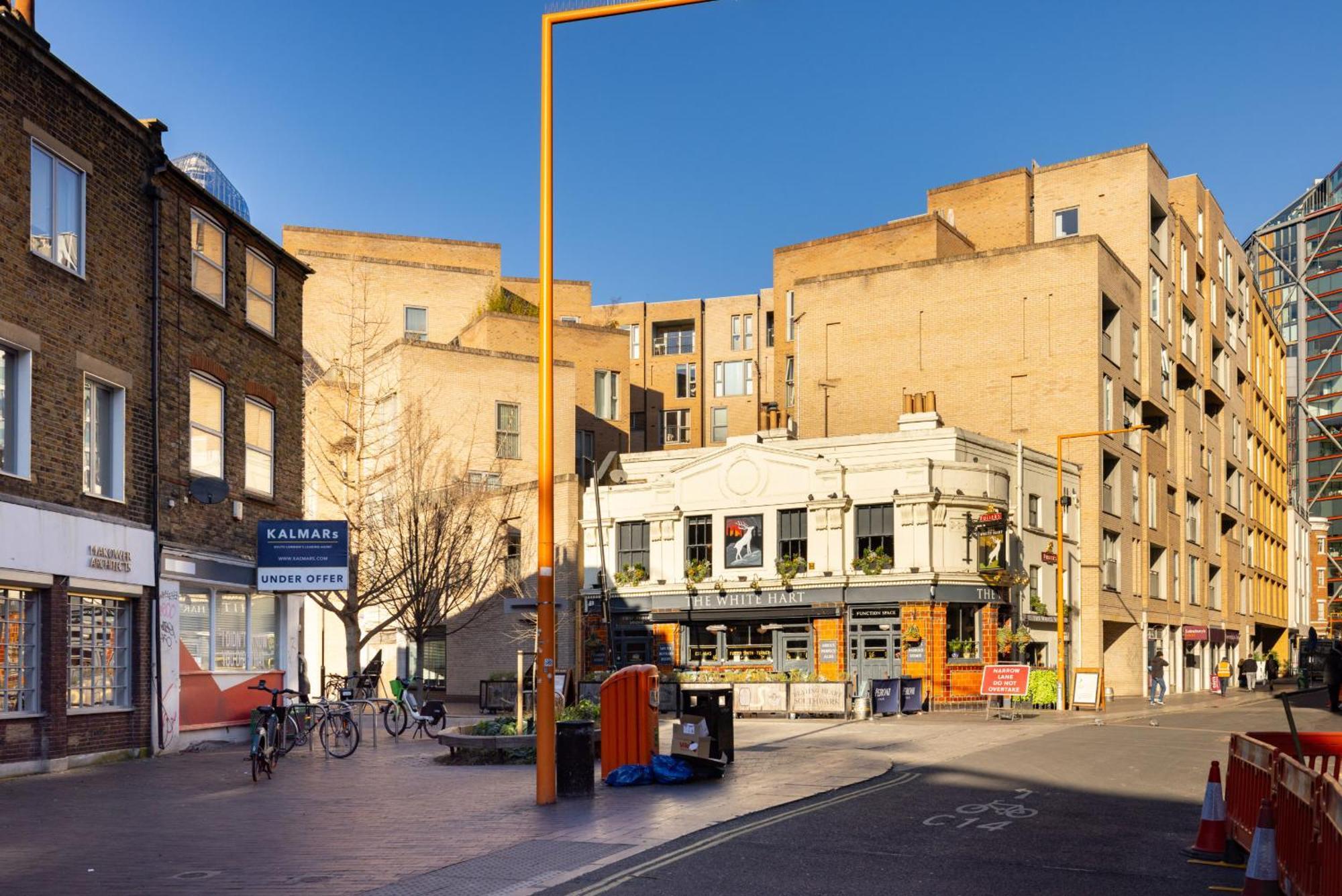 South Bank Loft - Industrial-chic Near Tate Modern, Borough Market, River Thames *