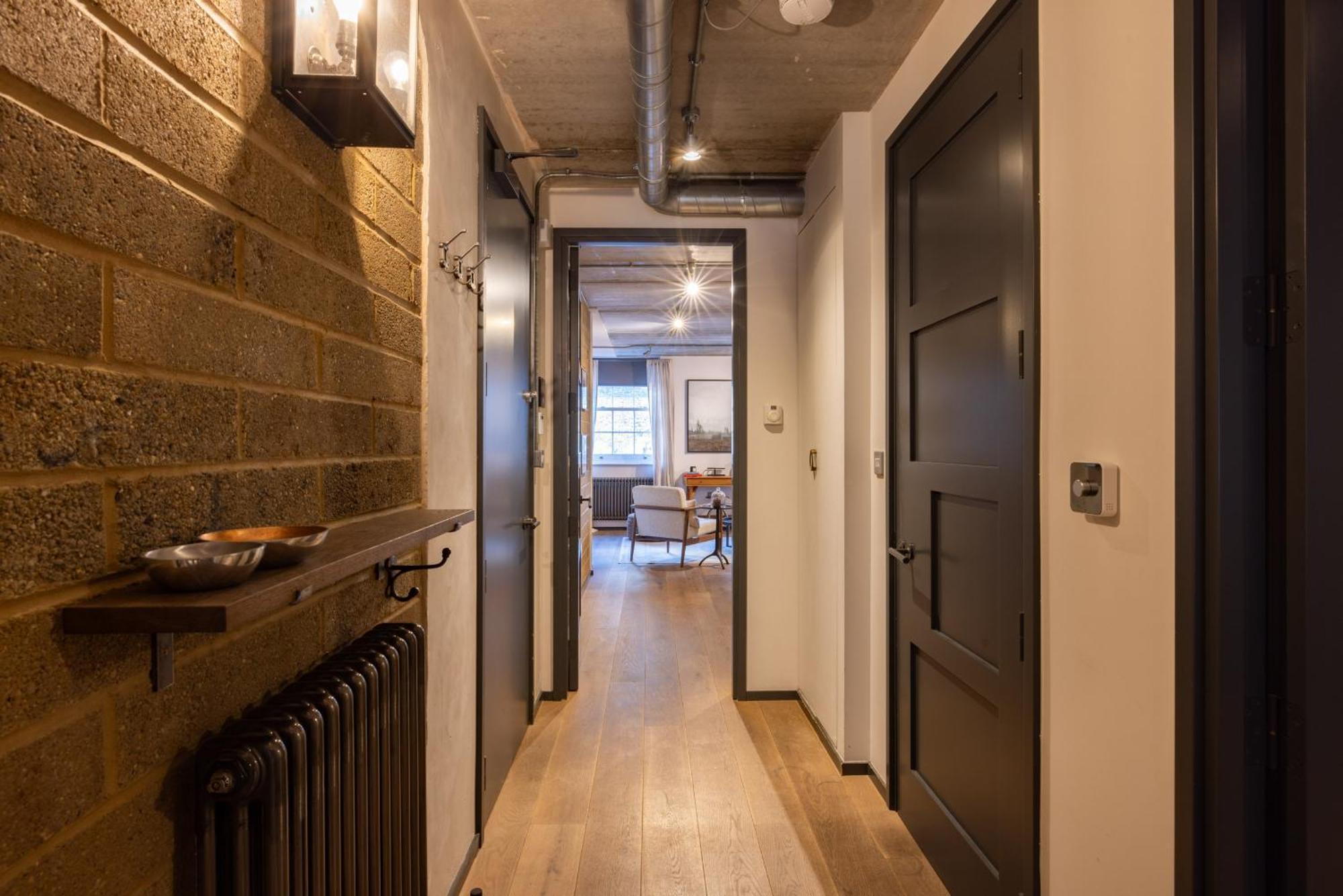 South Bank Loft - Industrial-chic Near Tate Modern, Borough Market, River Thames Londra