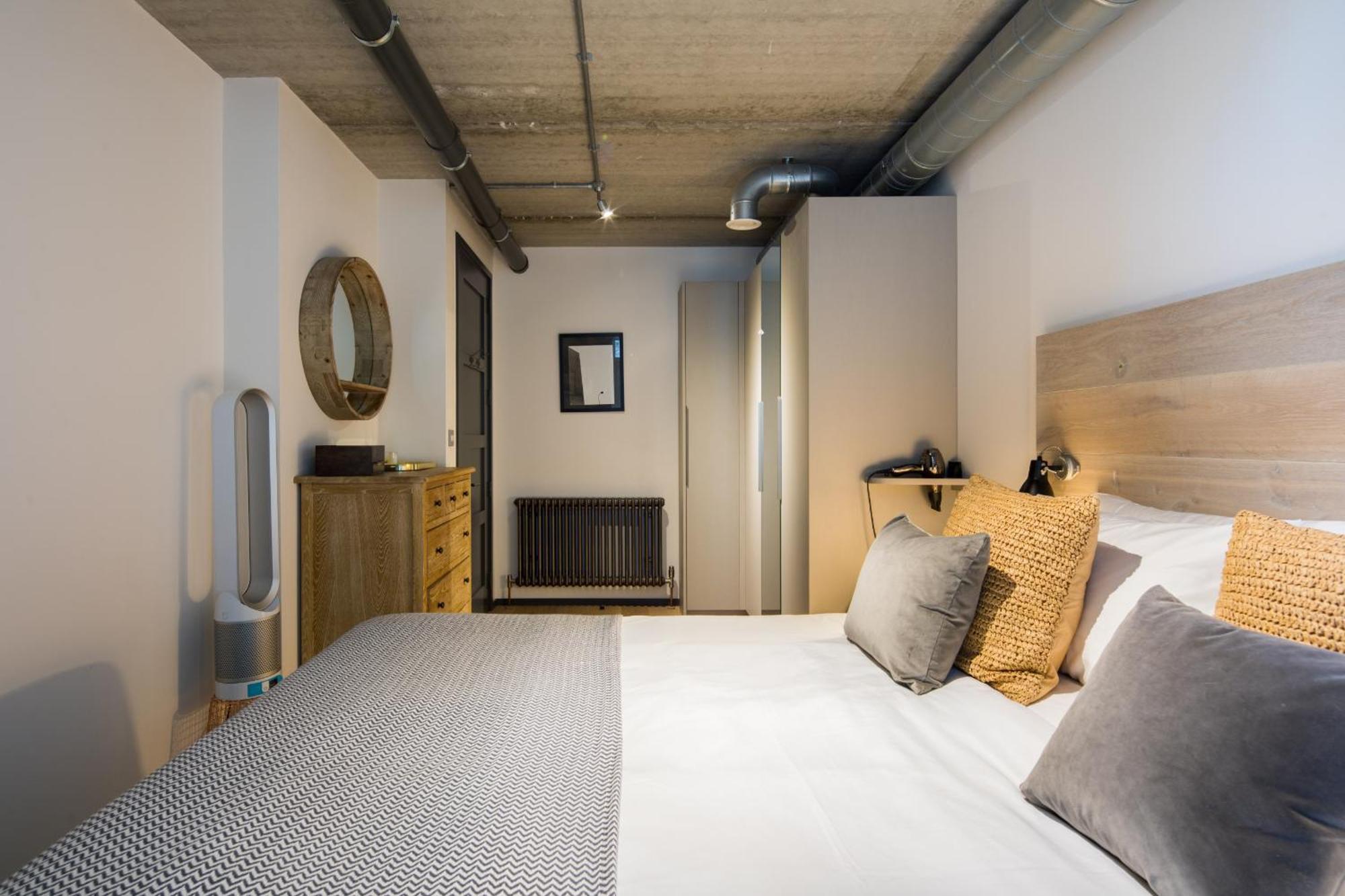 South Bank Loft - Industrial-chic Near Tate Modern, Borough Market, River Thames Londra